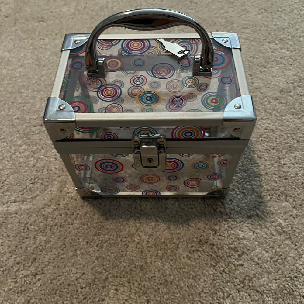 Colorful Swirl Patterned Lock Box - Picture 4 of 5